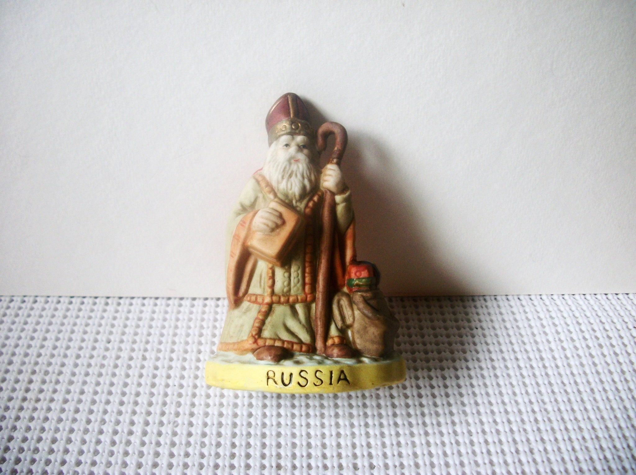 Vintage Santa Claus Russia Hand Painted Ceramic 4" Long C200