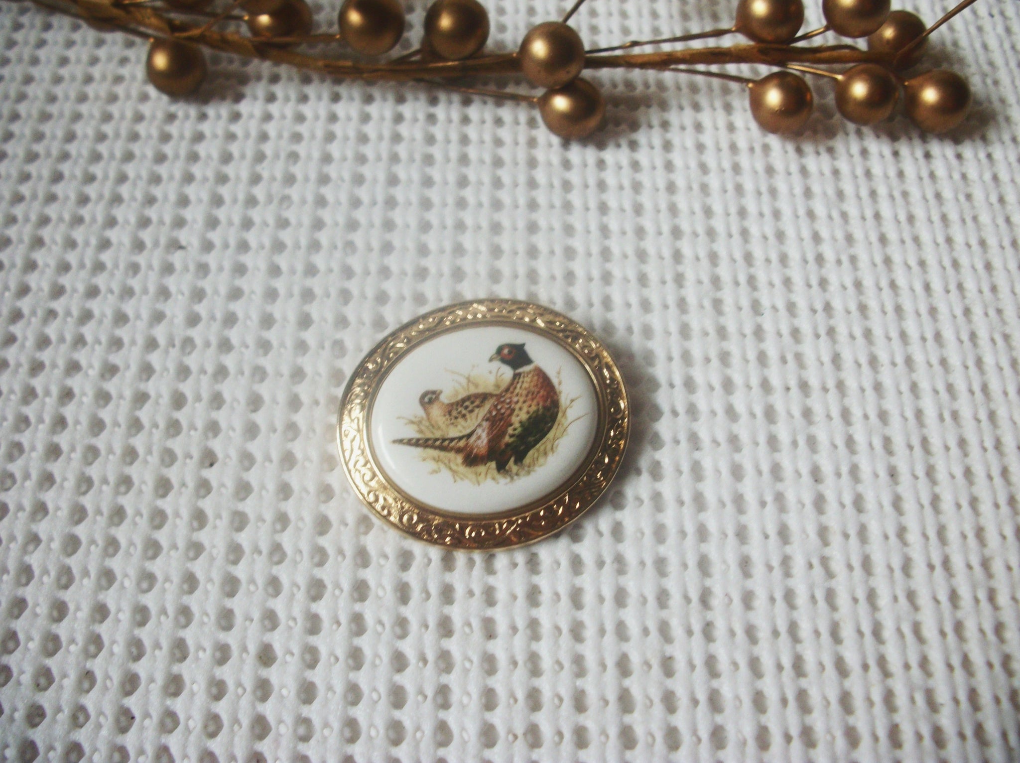 Vintage Avon "Rich Splendor of Fall The Pheasant" Brooch Pin Pendant 52017