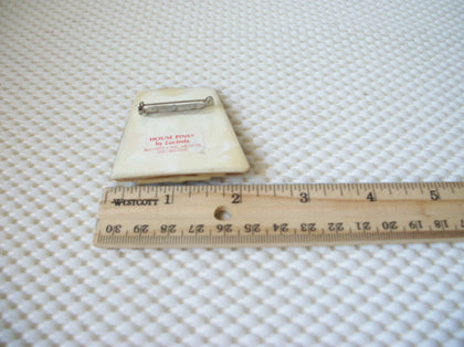 Vintage Lucinda House Pins, Mellow Harmony Golden Glitter City 43017