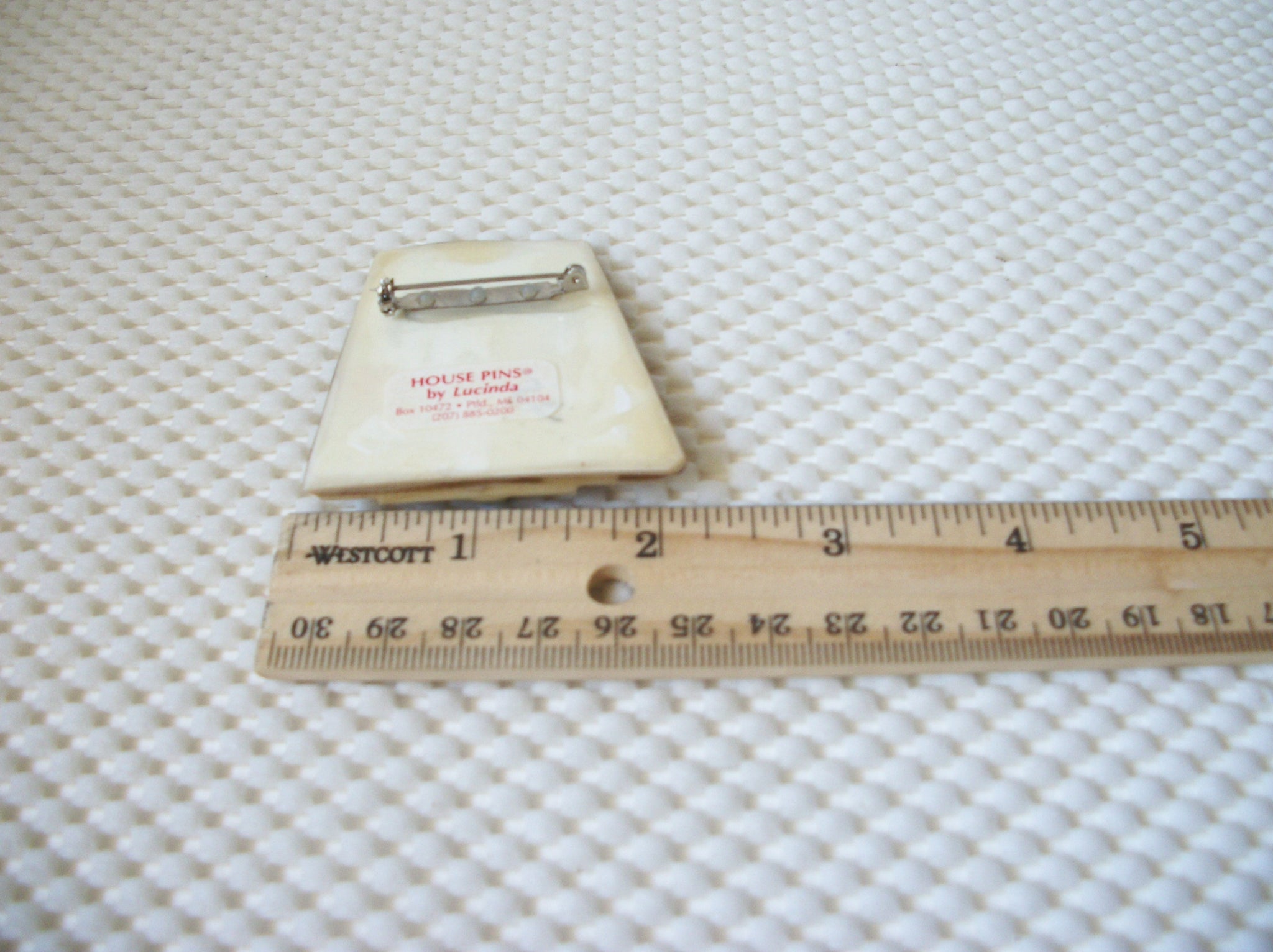 Vintage Lucinda House Pins, Mellow Harmony Golden Glitter City 43017