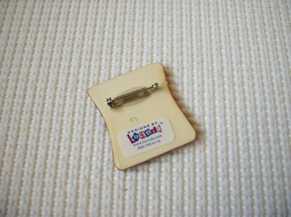 Vintage Lucinda Woman Pins, Glitter Two Friends Wearing Spring Hats 021321