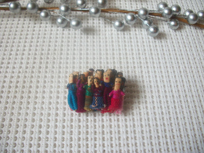Vintage Thicker Worry Dolls Peruvian Made From Fabric Brooch Pin 5817