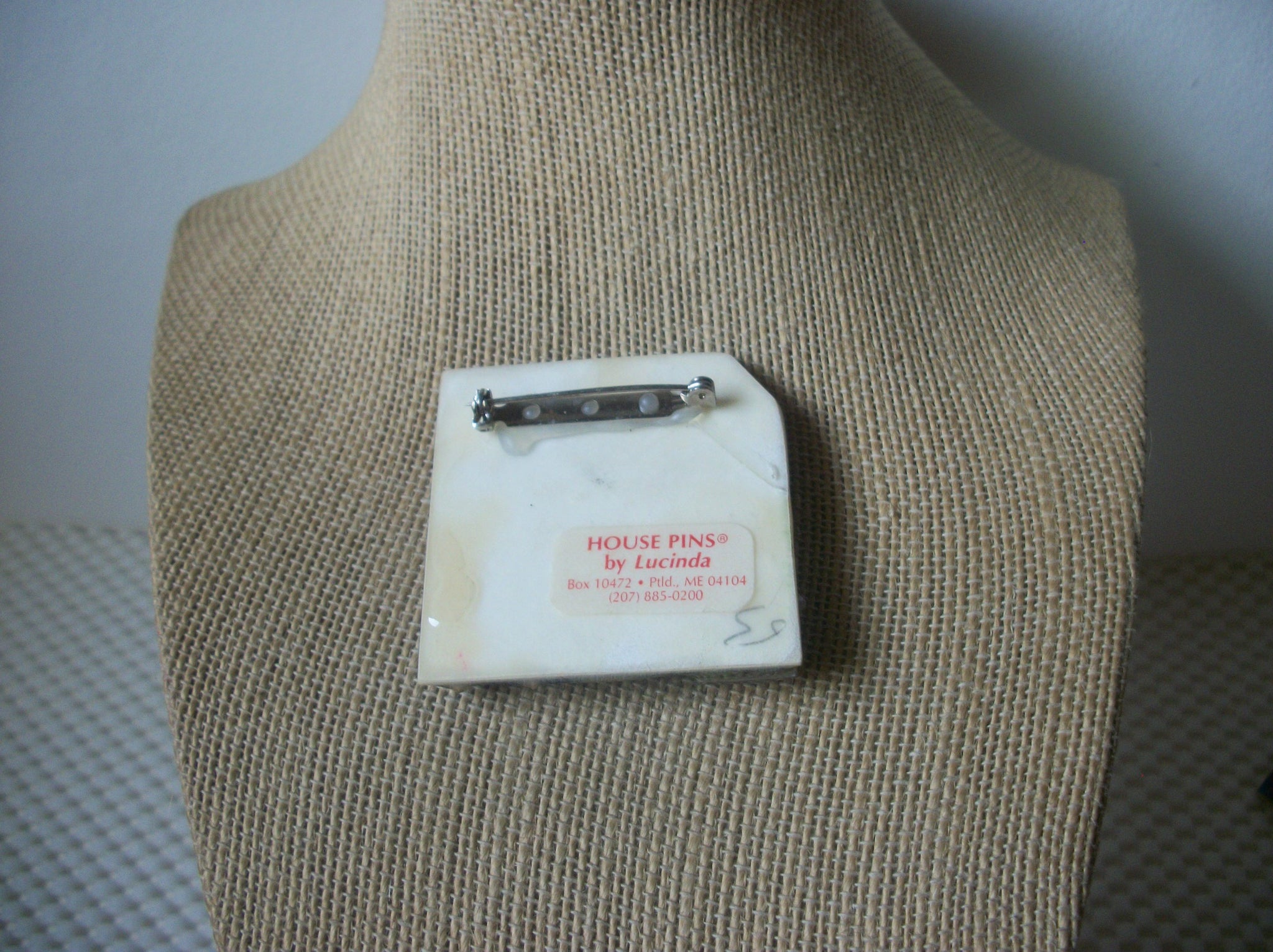 Vintage Lucinda House Pins, Daisy Flowers Love Happiness 61318