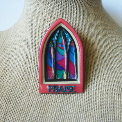 Highly Detailed Lucinda Pins, Church Window Glass PRAISE Religious Festive Very RARE 61318
