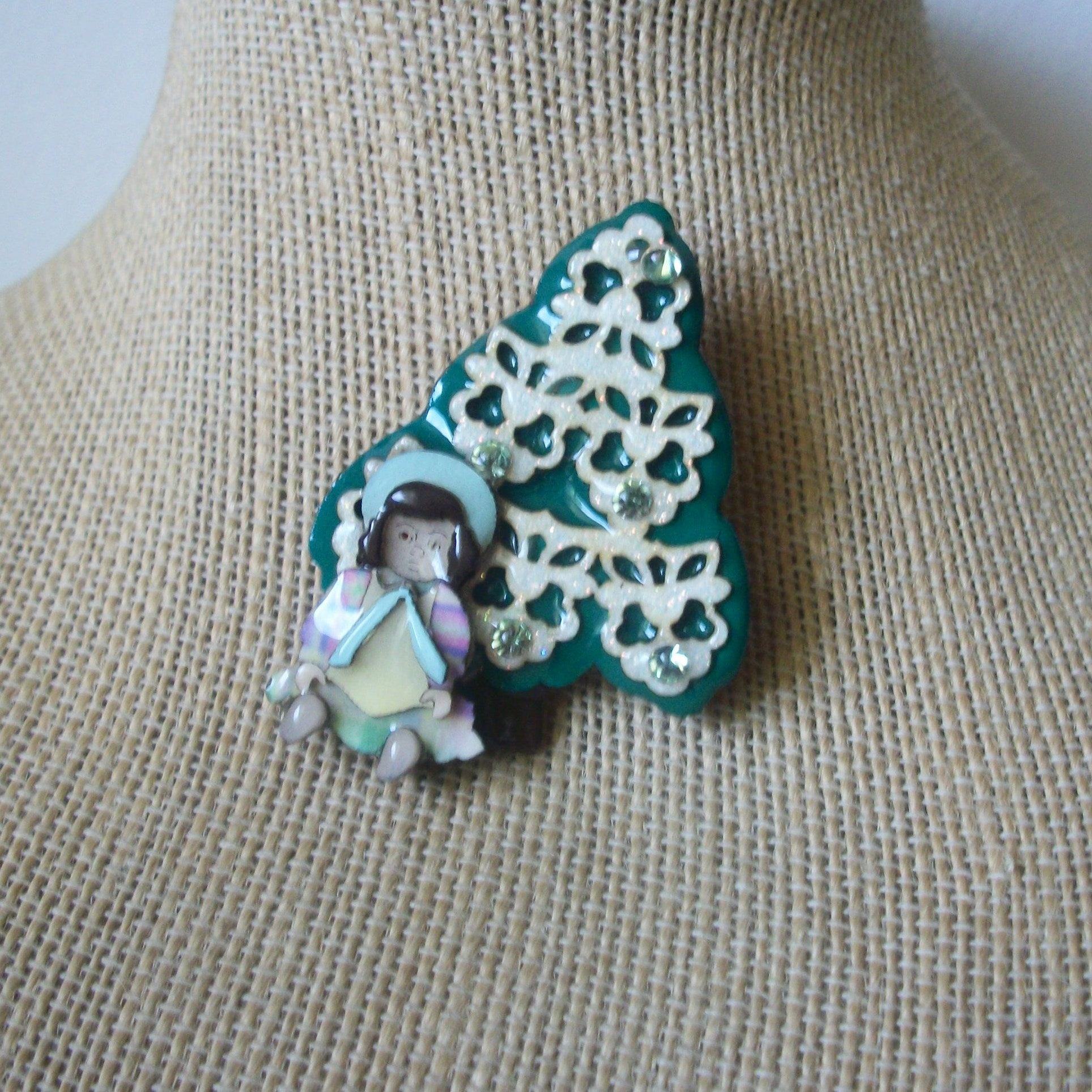 RARE Hard To Find Lucinda Christmas House Pins, Festive Tree Clear Rhinestone Child Under Tree 61318