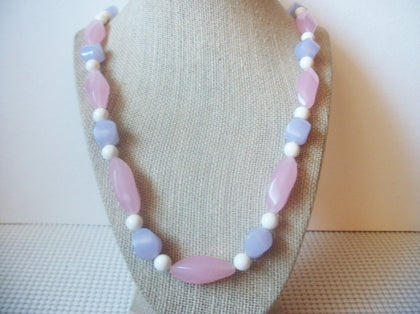 Retro Signed AVON Pale Pink  Lavender White Necklace 40220