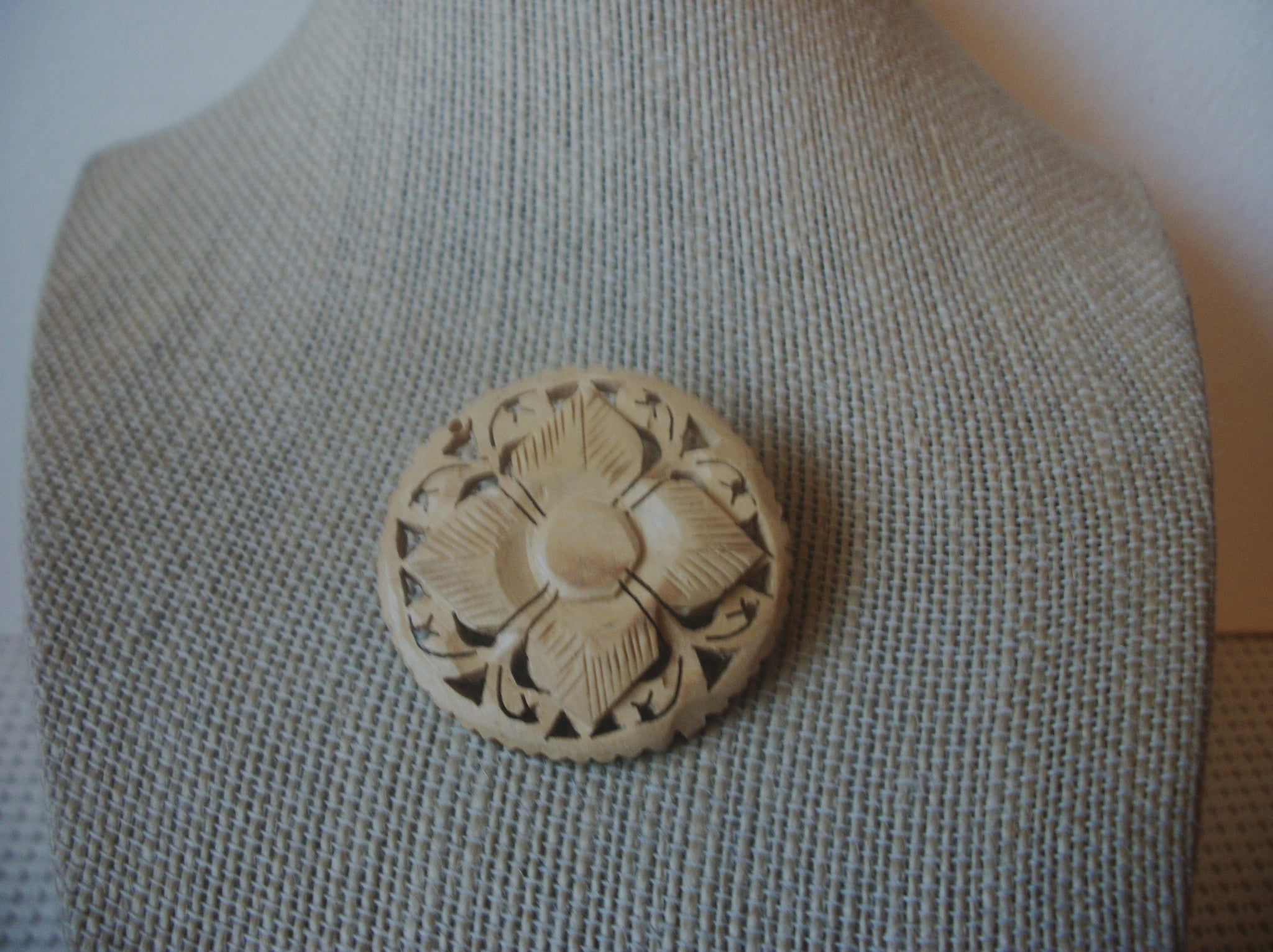 Vintage Jewelry Hand Carved Light Wood Flower Brooch Pin 022221