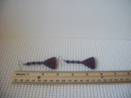 Long Pierced Earrings Plum Fuchsia Black Old Plastic Lucite 030221 Silver tone hooks