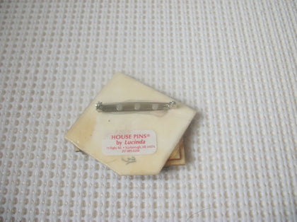 RARE Lucinda House Pins, Very Detailed Christmas Theme Glitter Moon Sled Festive House 021321