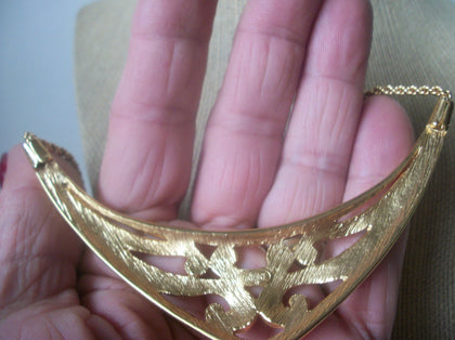 Vintage Signed TRIFARI Black Enameled Gold Tone Panel Design Necklace 030421