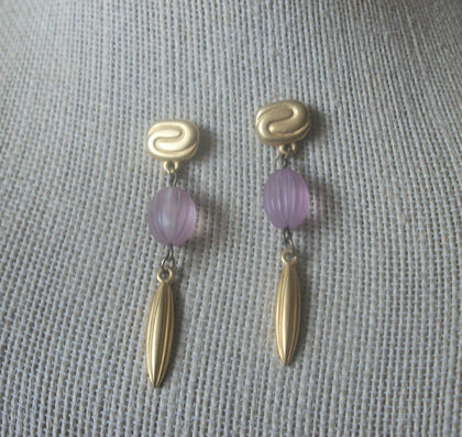 Long Retro Gold  Tone Pale Pink Sea Glass Dangle Earrings 022421