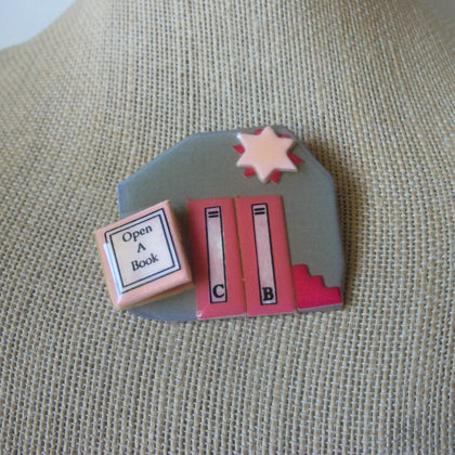 Vintage Lucinda Book Pins, Open A Book 43017