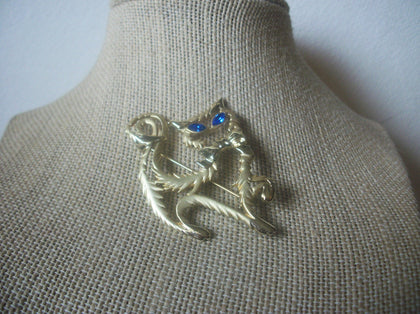 Vintage Jewelry Sassy Cat Gold Tone Blue Crystal Rhinestone Eyes, Brooch Pin 022521