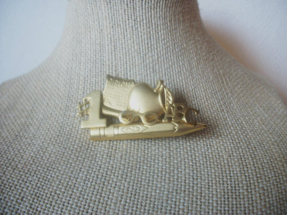 Vintage Matte Gold Tone Teacher School Brooch Pin 022721