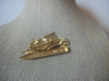 Vintage Matte Gold Tone Teacher School Brooch Pin 022721