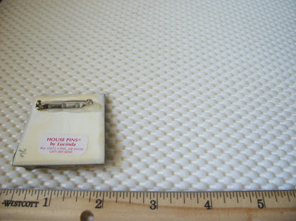 Vintage Lucinda House Pins, Peace Dark Black Golden Night Little Cat Love 61318