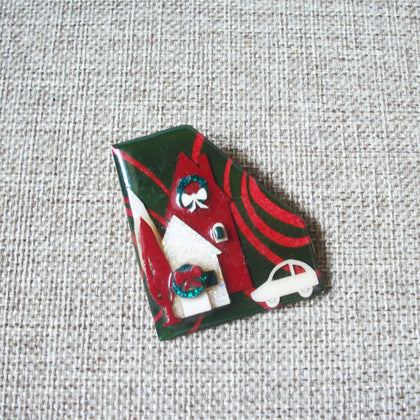 Lucinda House Pins, Romantic Christmas Festive Wreath Glitter Brooch 021321