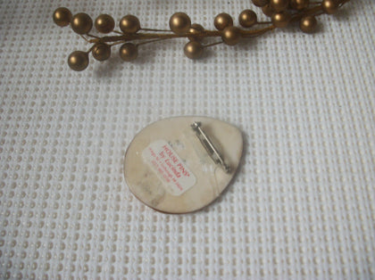 Hard To Find Lucinda House Pins, Easter Bunny Glitter Easter Basket 021321