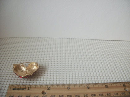 Vintage Jewelry, Stunning Red Crystals, Heart Shaped Love Valentine Gold Tone, Brooch Pin and Pendant 022621