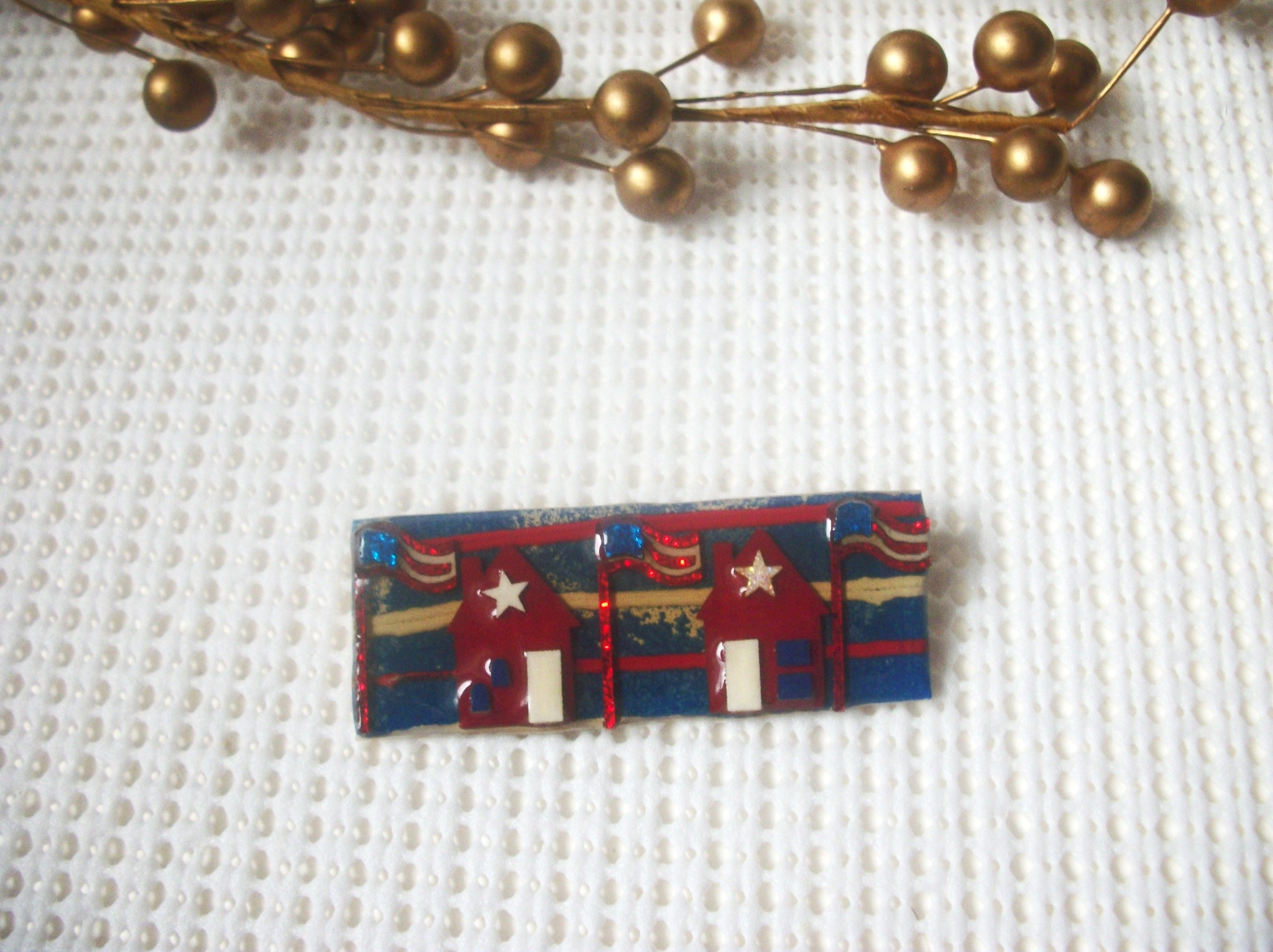 Vintage Lucinda House Pins, Patriotic Flag Independence Day 021321