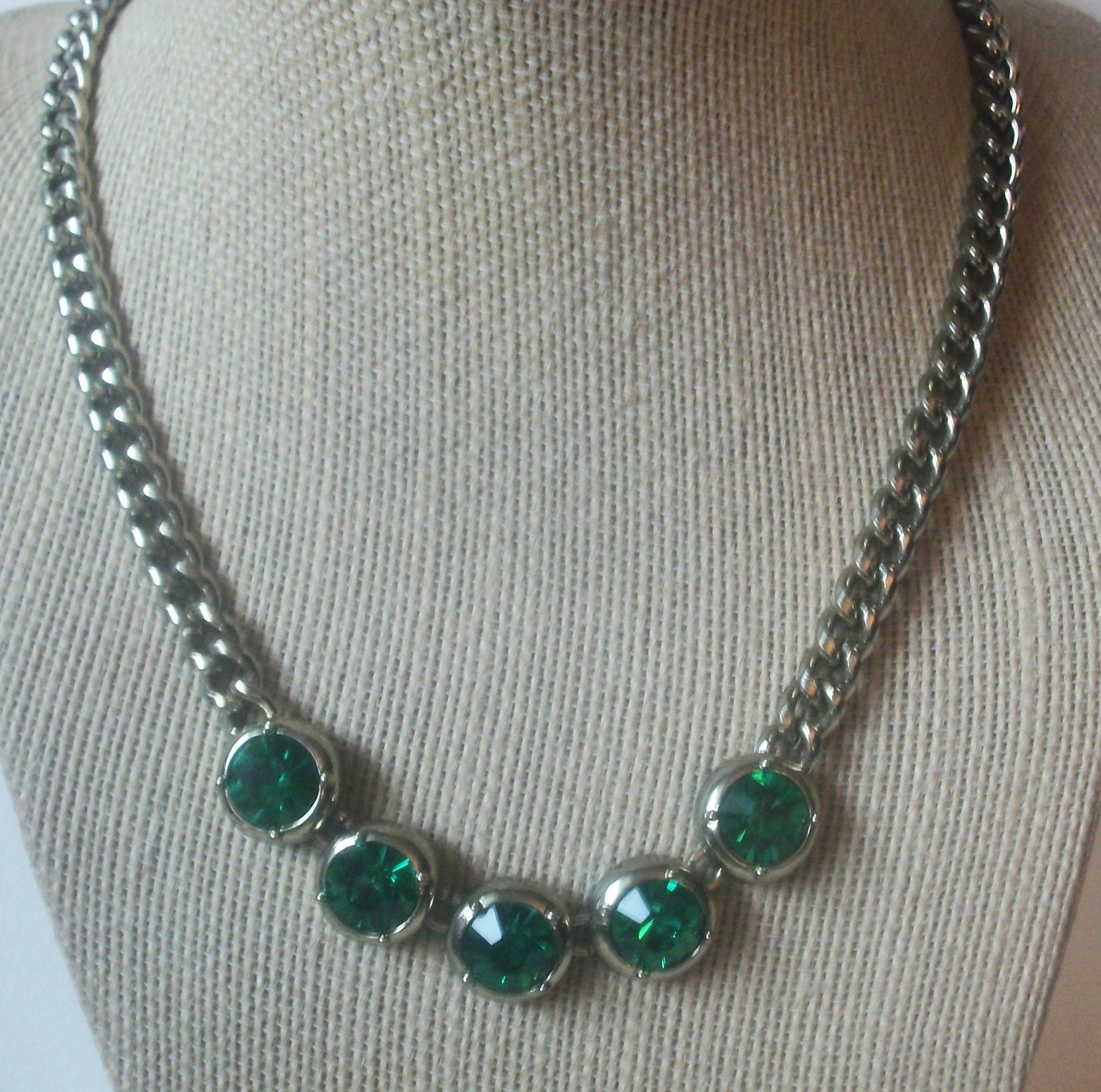 Vintage Palest Gold Tone Green Glass Necklace 022721