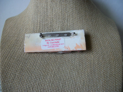 Highly Detailed Lucinda House Pins Festive Christmas Sun Wreath Glitter Tree 61318