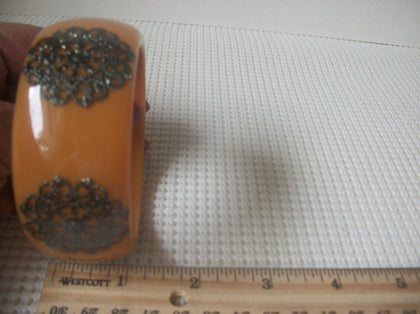 Chunky, Vintage Bangle Bracelet, Golden Orange, Art Deco, Laminated Old Plastic, 70417