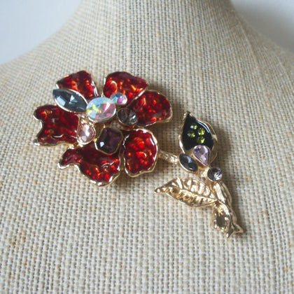 Larger Thick Vintage Flower Brooch Pin Colorful Crystal Inlays Enameled Gold Tone 10417