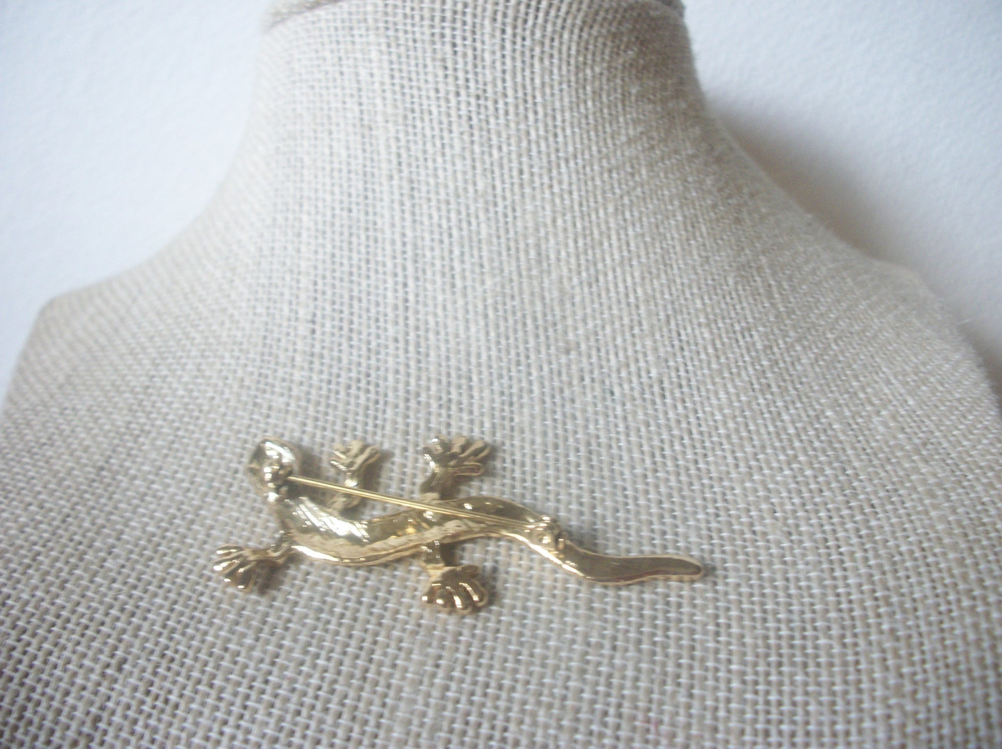 Vintage Brooch Pin, Salamander, Clear Green Rhinestones, Gold Tone, 72517