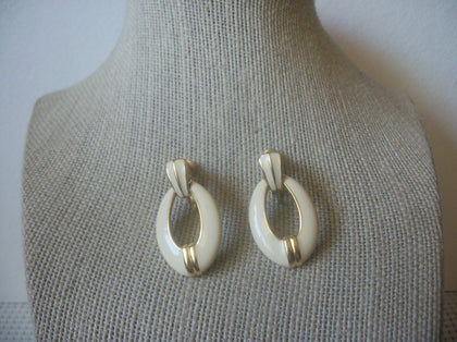 Vintage Earrings, Signed NAPIER, Doorknockers, Gold Cream White, Enameled, Screw Backs 72517