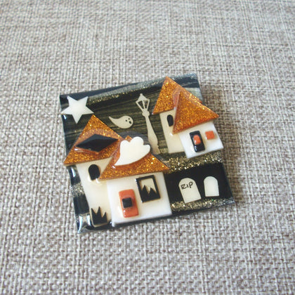 Vintage Lucinda House Pin Halloween Ghosts Rip Star Scary Night 42617