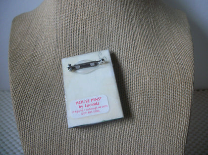 RARE Lucinda House Pins, Christmas Night Cloud Little Cat Love Forever 61318