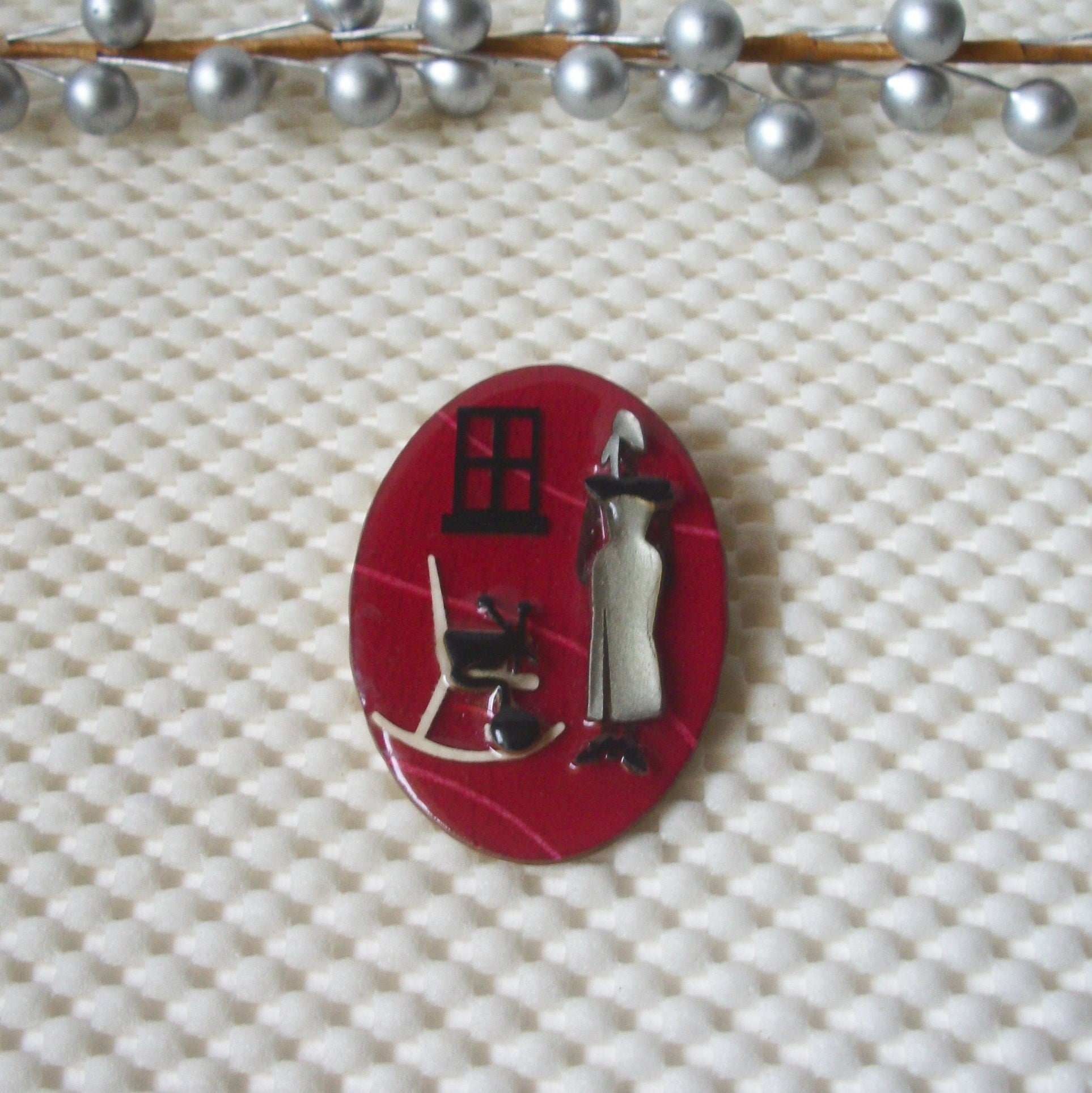 RARE Unique Lucinda Woman Pins Silver Dress Ready For Night Out 41017