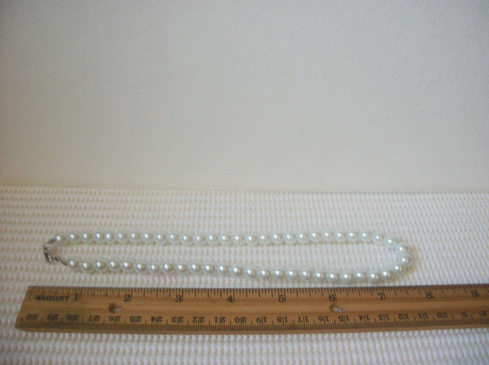 Retro 16" Necklace White Glass Pearls 40820