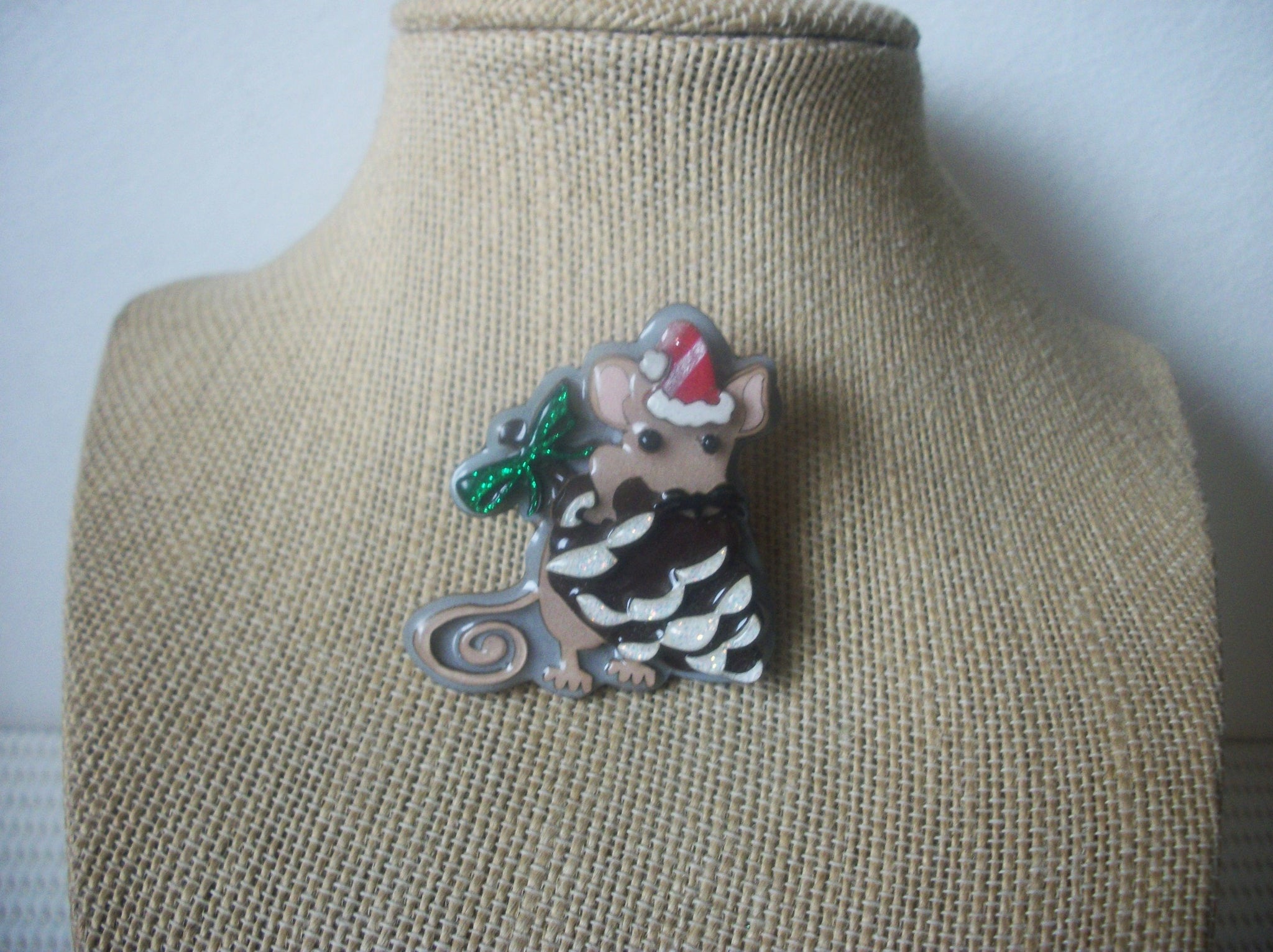 Very RARE Lucinda Pins, Christmas Mouse Glitter Bow Pine Cone 021321