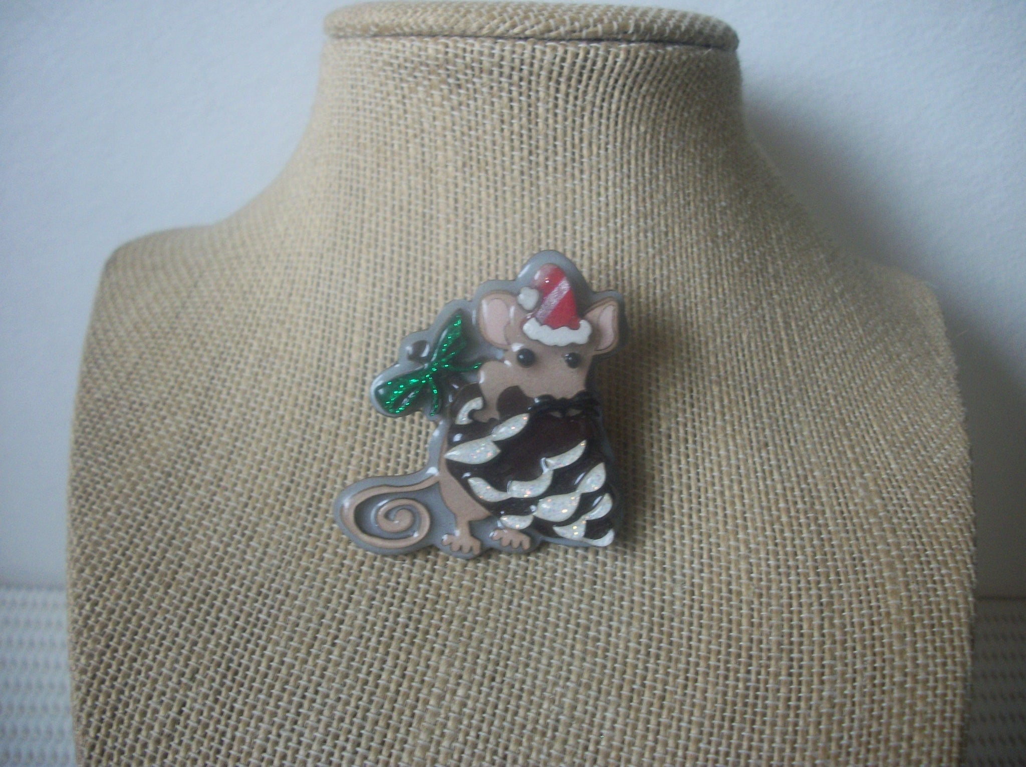 Very RARE Lucinda Pins, Christmas Mouse Glitter Bow Pine Cone 021321