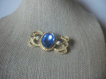Vintage Jewelry, Blue Faceted, White Faux Pearls, Baroque Victorian Gold Tone Brooch Pin 61620