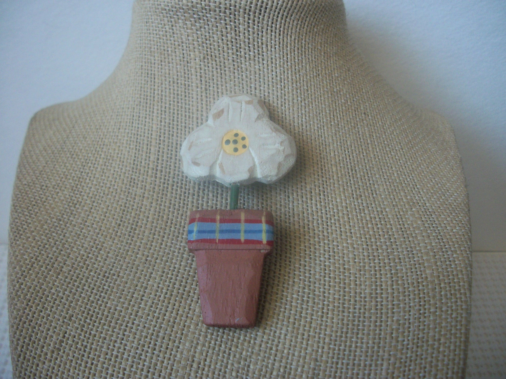 Vintage Hand Painted Wood Flower In A Pot Brooch Pin 7817