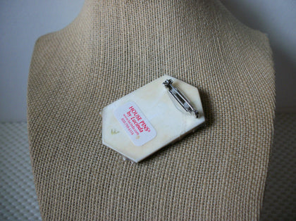 Hard To Find Vintage Lucinda House Pins, Christmas Glitter Snow Wreath Tree  61318