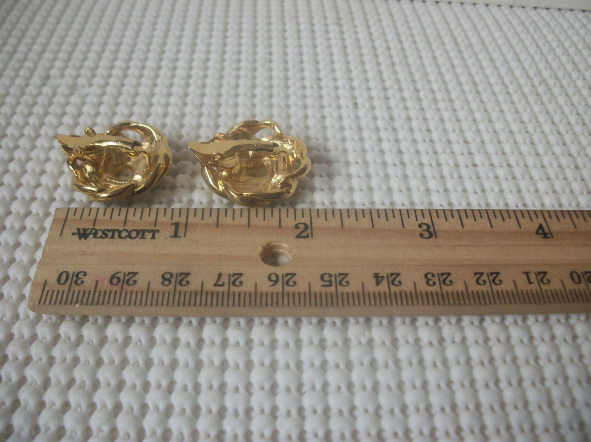Signed TRIFARI Black Enameled Gold Tone Clip On, Vintage Earrings 022521