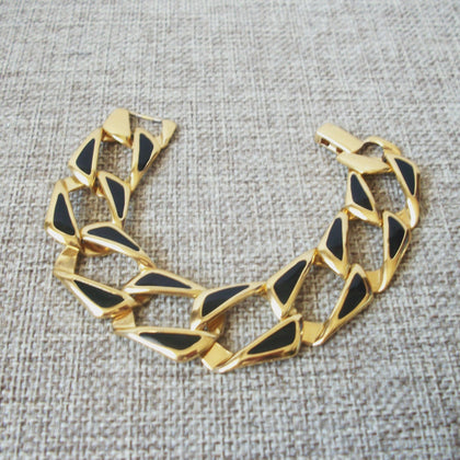Vintage 7" Signed NAPIER Black Enameled Gold Tone Links Bracelet 031521