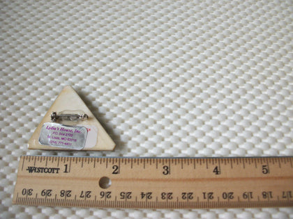 Vintage Brooch Pin Lucinda House Pins, Christmas Festive Tree  Angel Cat Wreath Glitter 61318