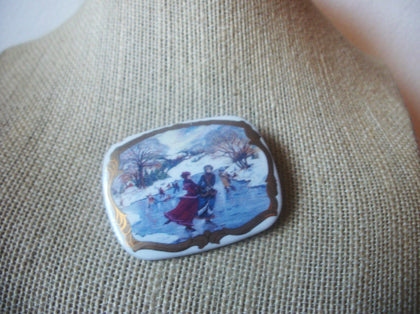 Nostalgic Fine Porcelain, Hand Painted Christmas Scene, Festive, Vintage Brooch Pin  53018