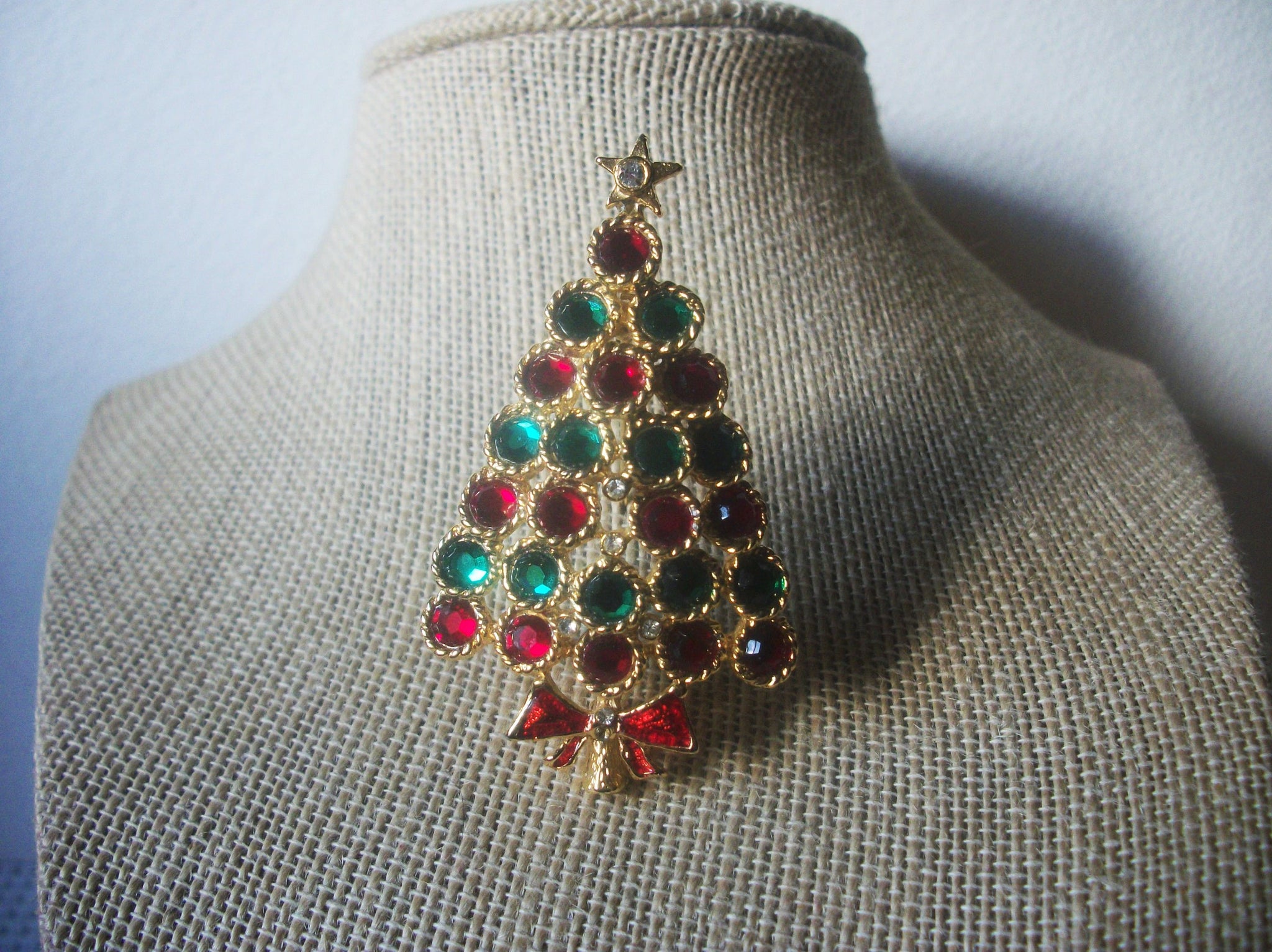 Larger Vintage Jewelry Christmas Tree, Red Green Crystal, Rhinestones, Gold Tone, Brooch Pin 53018