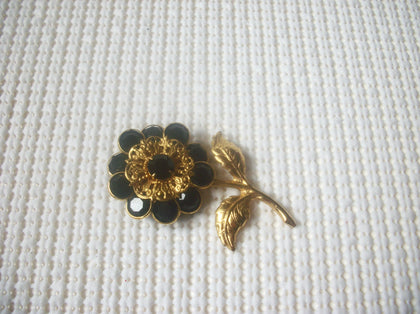 Long Vintage Black Glass Flower Gold Tone Brooch Pin 73017