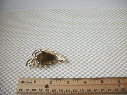 Vintage Brooch Pin, Leaf Malachite Semi Precious Stone Inlay Gold Tone Filigree  031221