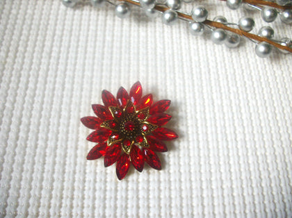 Vintage Brooch Pin Exquisite Bright Red Floral Rhinestones Flower Burst Gold Tone 121516