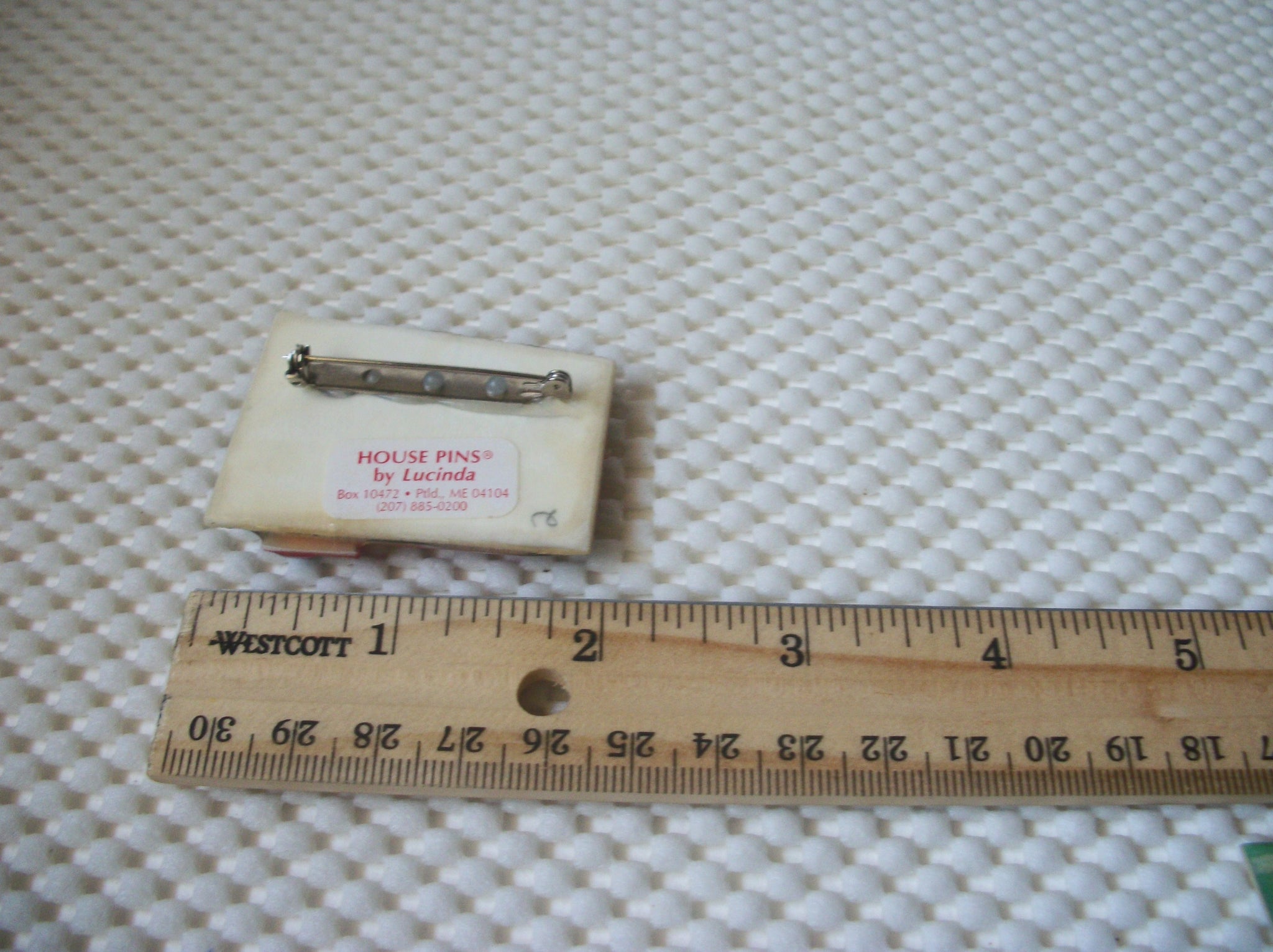 RARE Unique Lucinda House Pins Red Pink Home Castle 41017