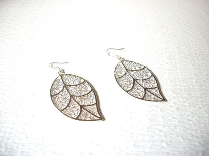 Retro Bright Silver Toned Leaf Earrings 62218