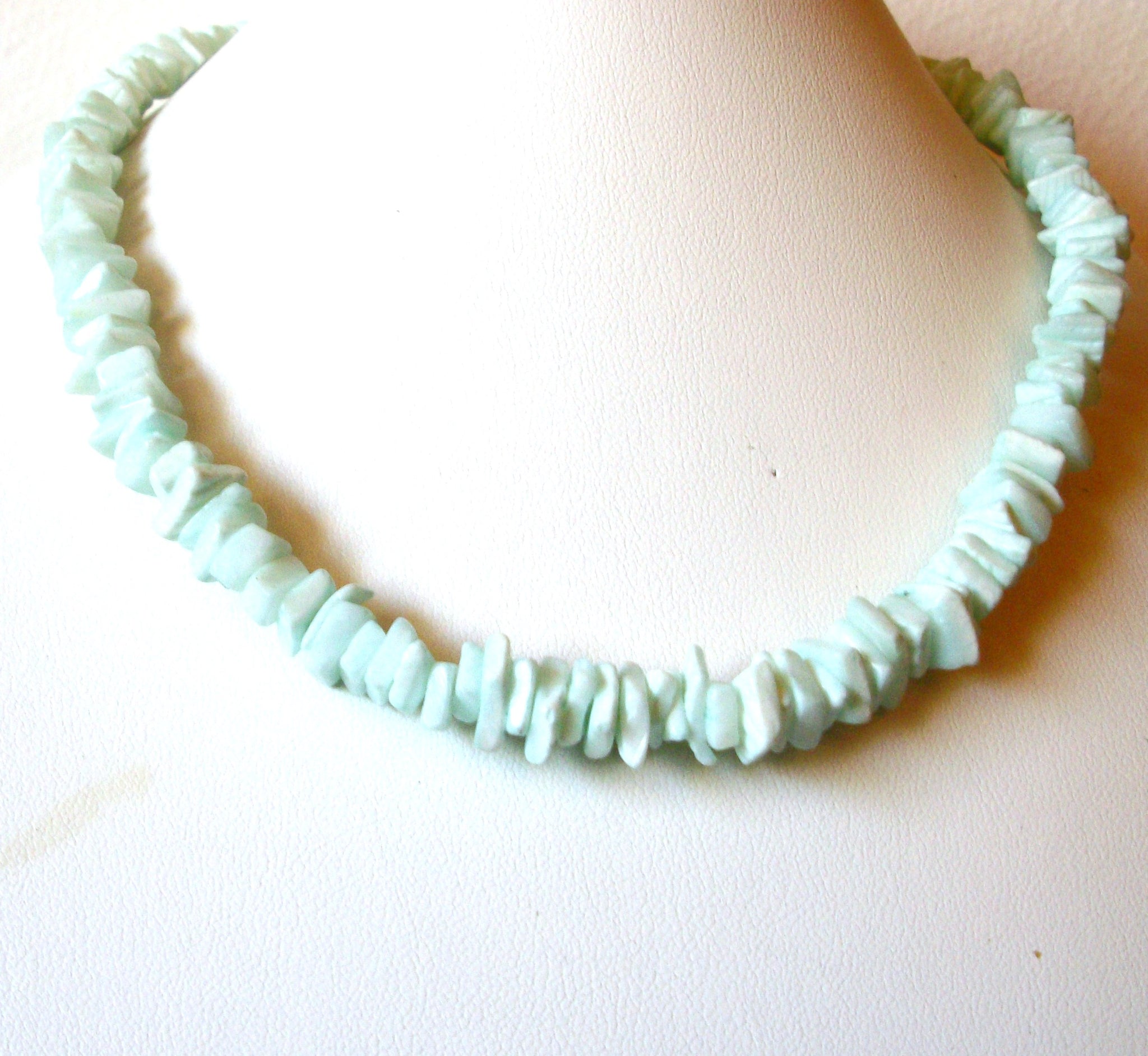 Retro Pale Pastel Mint Shell Chips 16" Necklace 82217